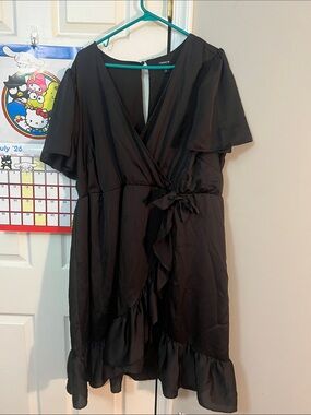 torrid Black Ruffle Wrap Midi Dress